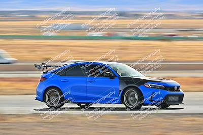 media/Dec-28-2024-Extreme Speed (Sat) [[dd5bc3b342]]/Red Group/Session 3 (Turns 11 and 12)/